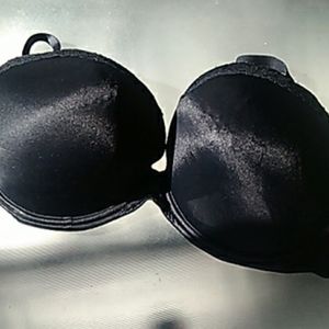 Dreamfit black bra size 46DD